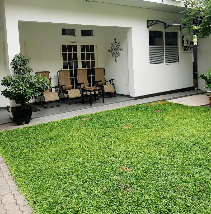 Home From Home Nugegoda Exteriör bild